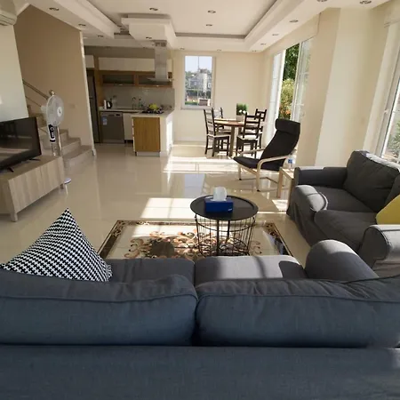 Linda * Belek